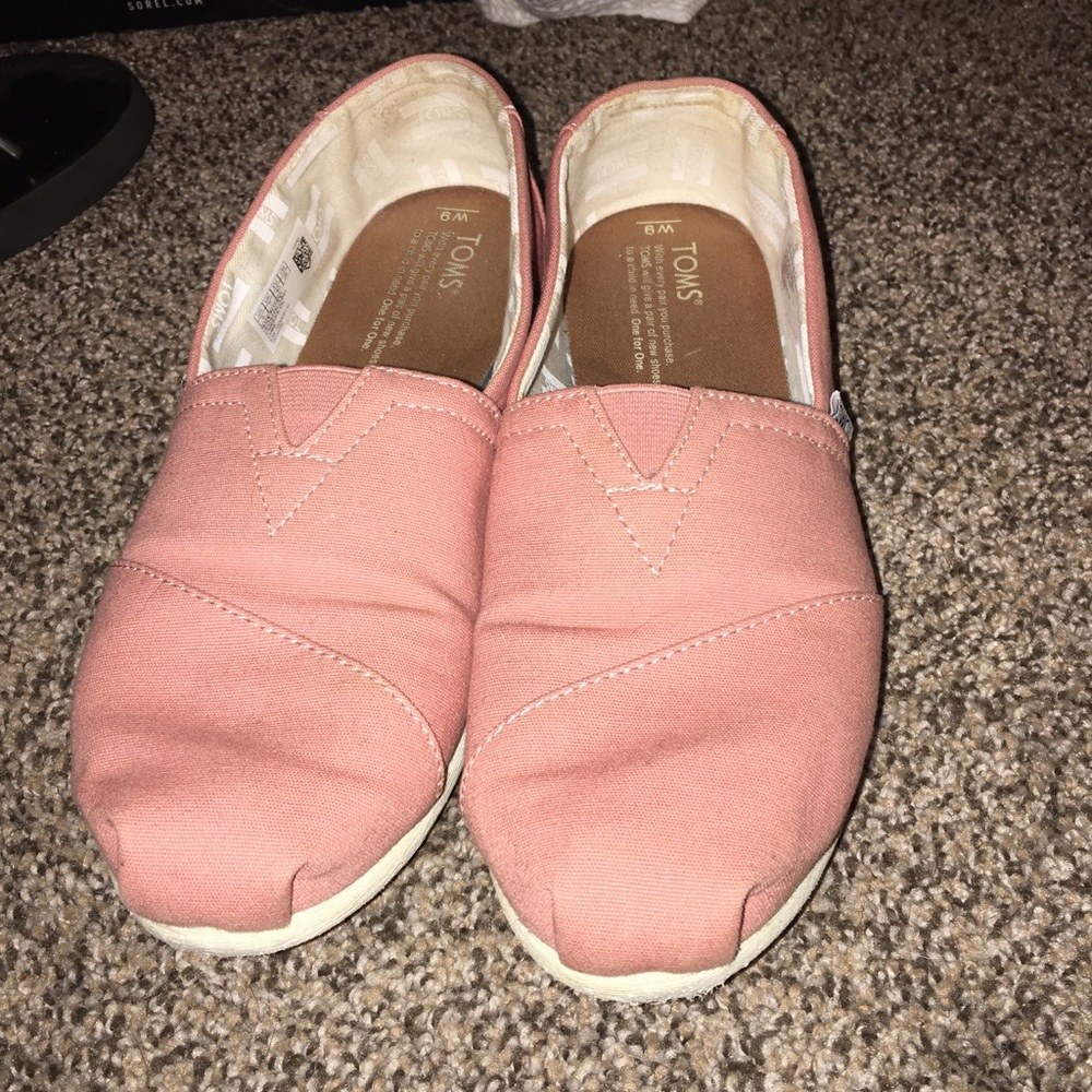Coral Tom’s